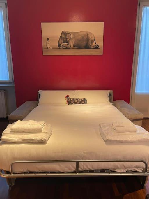 Apartament Cozy Flat Mins Walk To Navigli And Metro Porta Genova Mediolan Zewnętrze zdjęcie